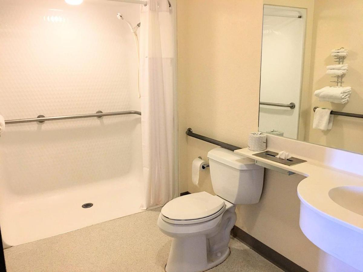Chadron Inn & Suites エクステリア 写真